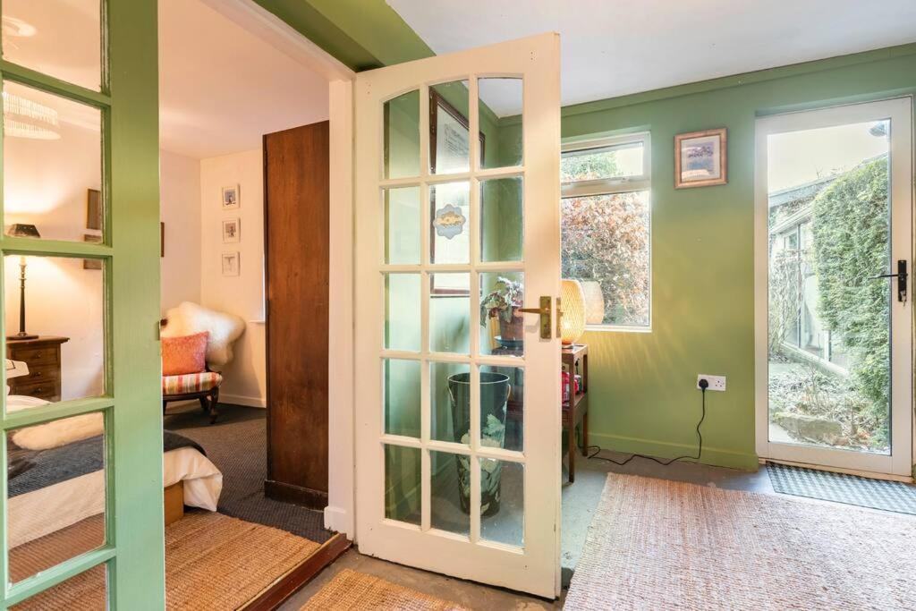 The Old Goathouse Hotell Kildare Eksteriør bilde