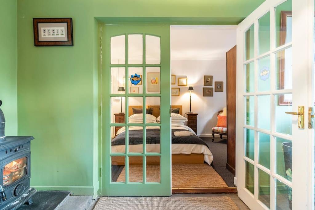 The Old Goathouse Hotell Kildare Eksteriør bilde